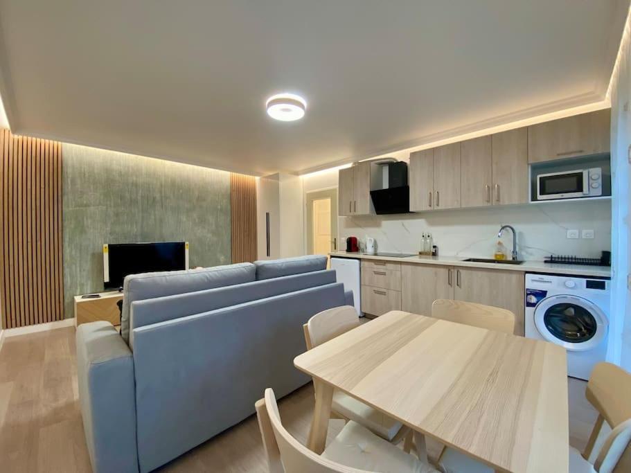 Suite Maximilien Near Disneyland Bussy-Saint-Georges Extérieur photo